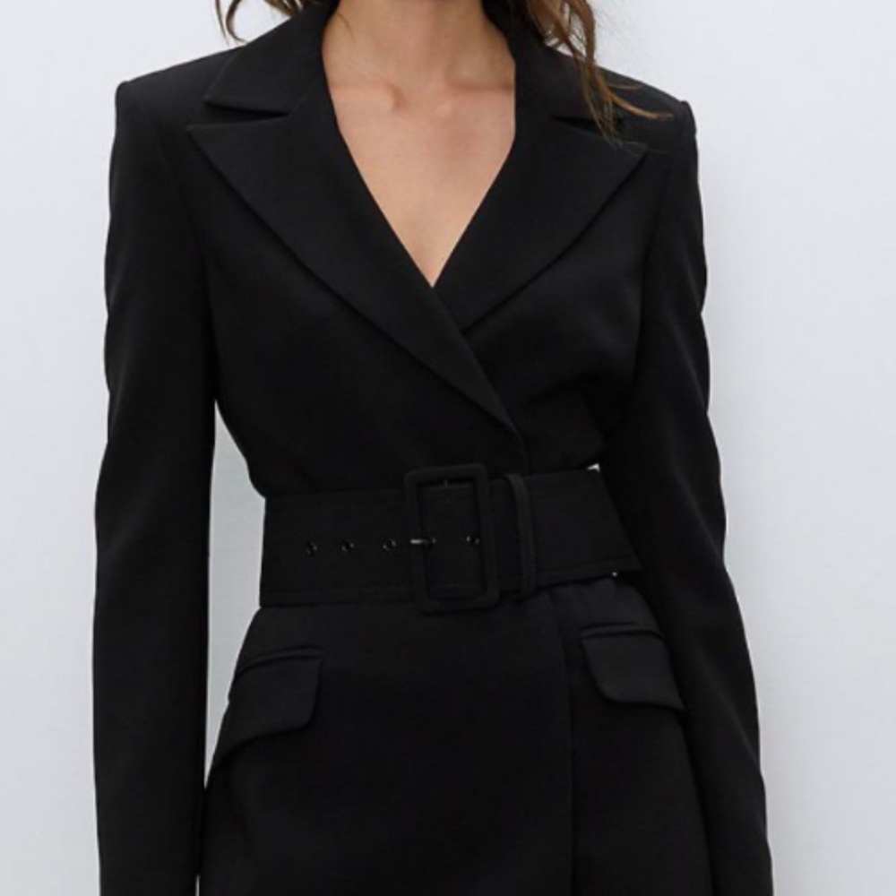 Babaton Futura blazer dress - Picture 2 of 6